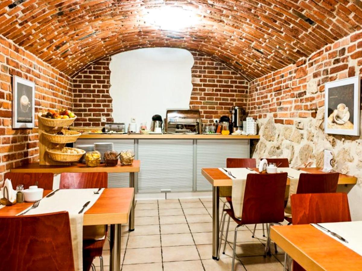 Aparthotel Pergamin Краків Екстер'єр фото