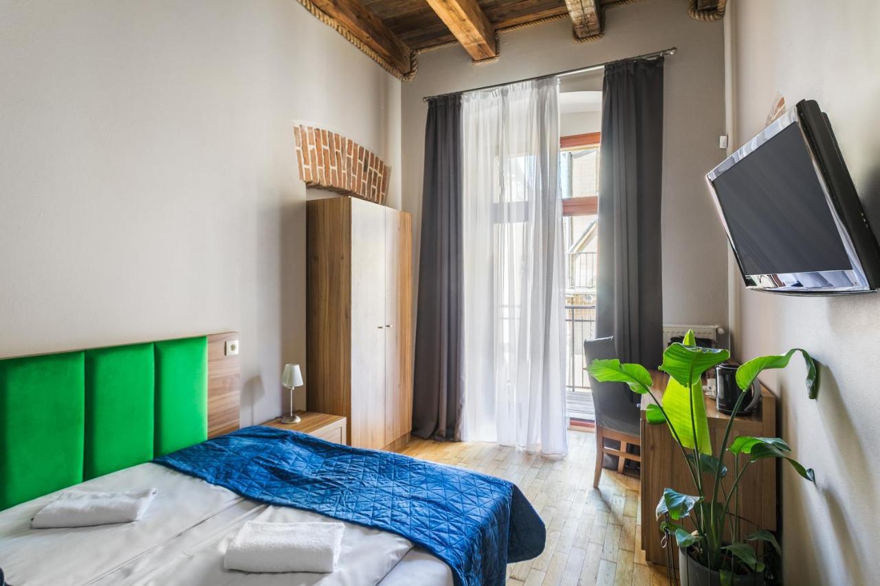 Aparthotel Pergamin Краків Екстер'єр фото