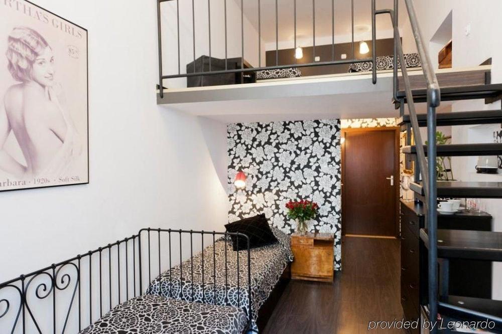 Aparthotel Pergamin Краків Екстер'єр фото